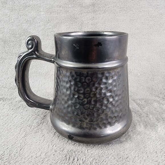 Vintage Pewter Beer Stein With Ornate Handle & Hammered Design Made In England - Picture 2 of 9